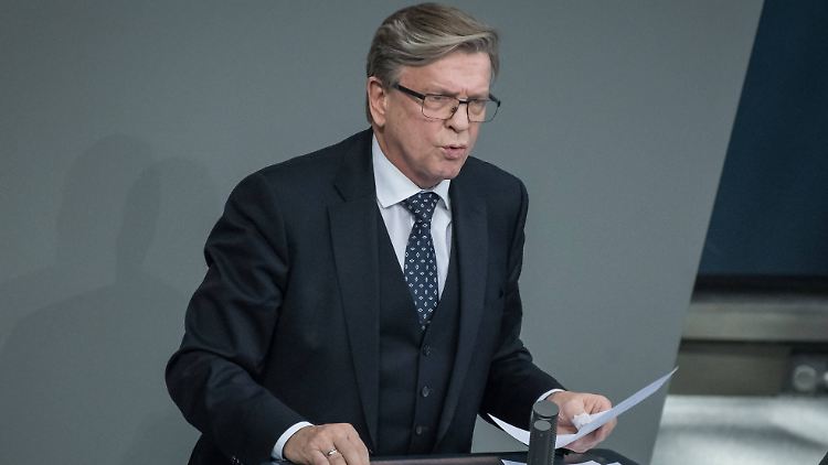 Gerold Otten tritt gegen Eva Högl an.