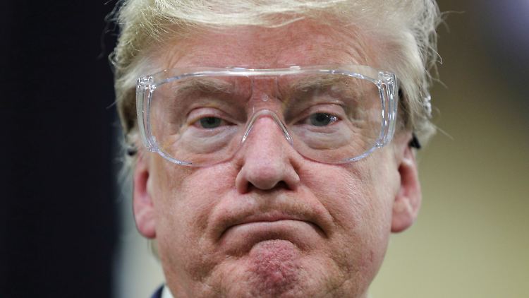 Noch am Dienstag kündigte Trump an, es sei Zeit für eine neue "Phase".