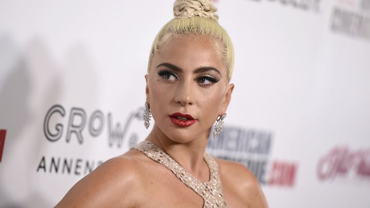Das neue Album von Lady Gaga sollte bereits erschienen sein. Nun kommt es - Ende Mai.