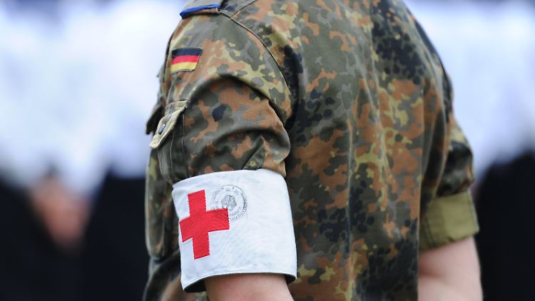 Etwa als medizinische Hilfe können Soldaten im Katastrophenfall zivile Behörden unterstützen.