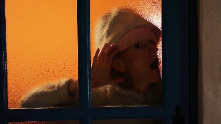 Hinter vielen Wohnungstüren gibt es große Geheimnisse.