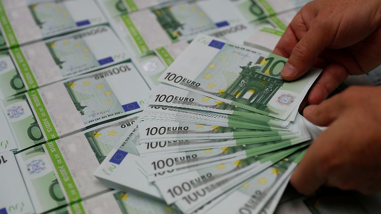 Insgesamt stehen 540 Milliarden Euro für Kredithilfen des ESM zur Verfügung.
