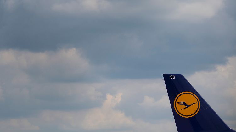 Die Lufthansa soll, wenn es nach den Grünen geht, Bedingungen erfüllen für Hilfsgelder.