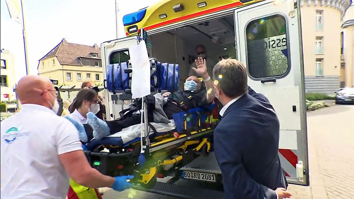 LaschetGeheilter.jpg