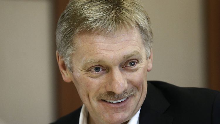 Dmitri Peskow wird mit Covid-19 im Krankenhaus behandelt.