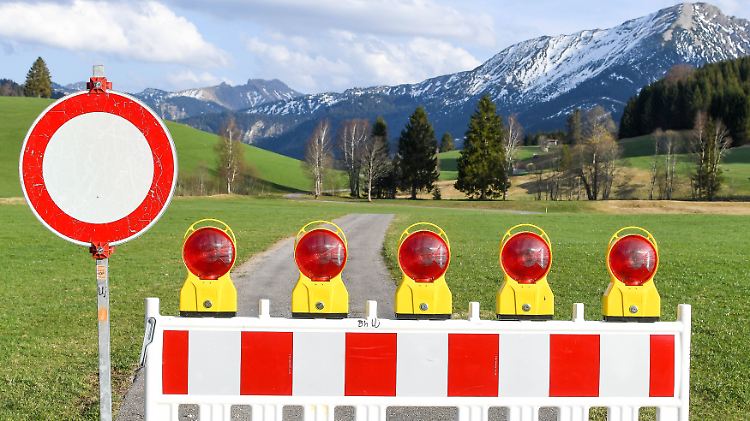 Die Grenzen - hier zu Österreich - sind geschlossen. Doch es gibt offenbar Pläne, sie wieder zu öffnen.