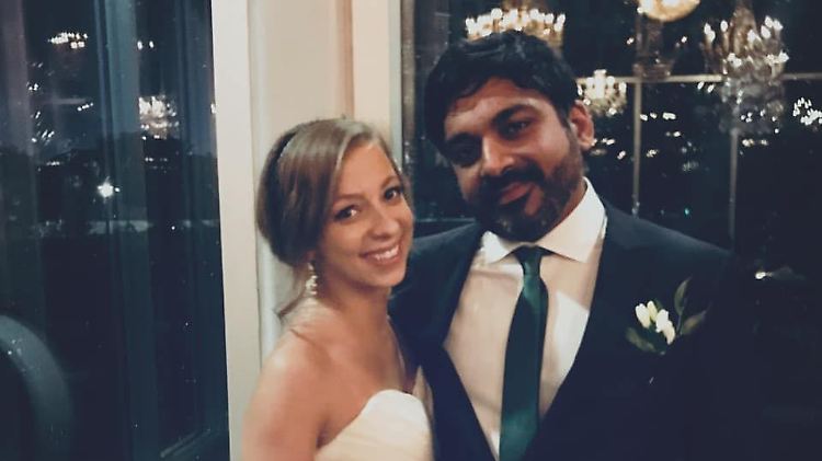 Anna Maria und ihr Ehemann Rishi.