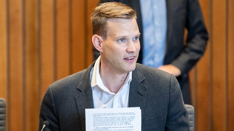 Virologe Hendrik Streeck hatte wegen des öffentlichen Drucks "schlaflose Nächte".