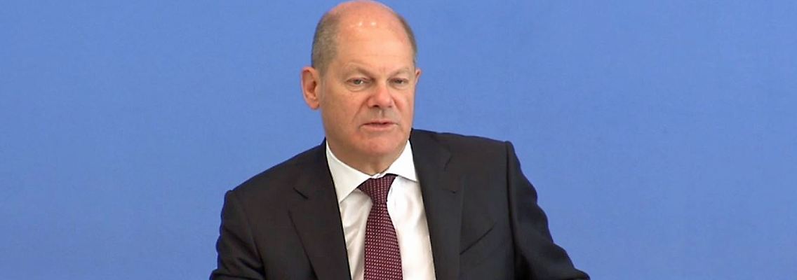 Scholz.JPG