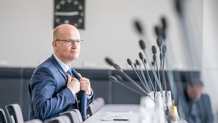 Der 51-jährige Brinkhaus führt seit 2018 die Unionsfraktion.