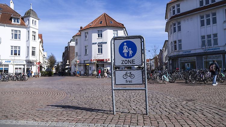 Hier ist Radfahren erlaubt - nur wie schnell?