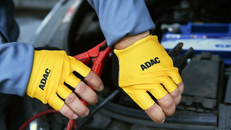 Die Zahl der Pannen, zu denen der ADAC ausrücken musste, ist in den letzten 20 Jahren deutlich zurückgegangen.