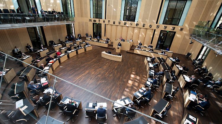 Der Bundesrat stimmte den im Bundestag beschlossenen Maßnahmen zur Corona-Krise zu.