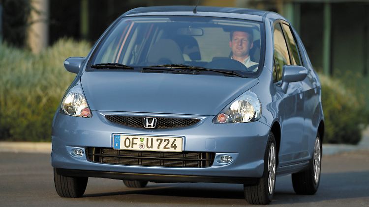 Das Abblendlich beim Honda Jazz kann einfach ausgehen. Mehr als 60.000 Autos müssen in die Werkstatt.