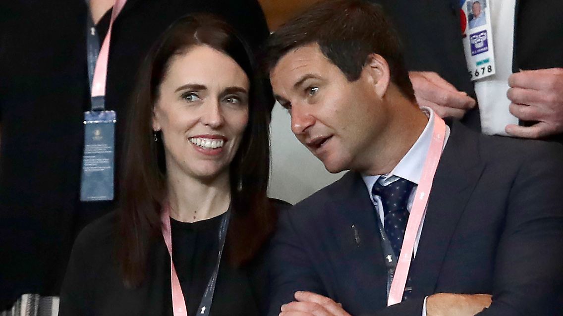 Hatten die Reservierung vergessen: Neuseelands Premier Jacinda Ardern mit ihrem Partner Clarke Gayford.