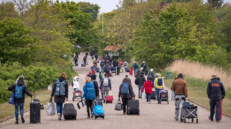Auf die Nordsee-Inseln kehren die Urlauber zurück.