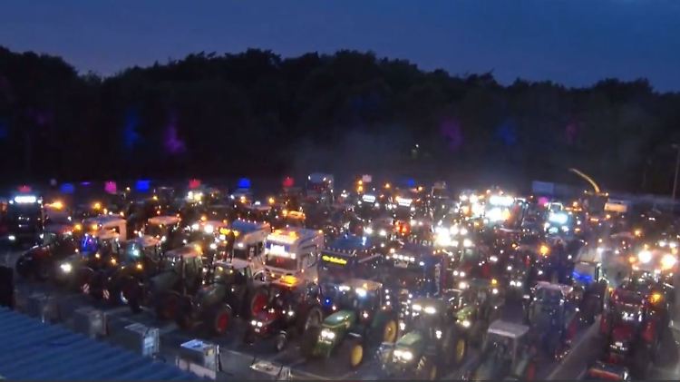Trecker Disco.JPG