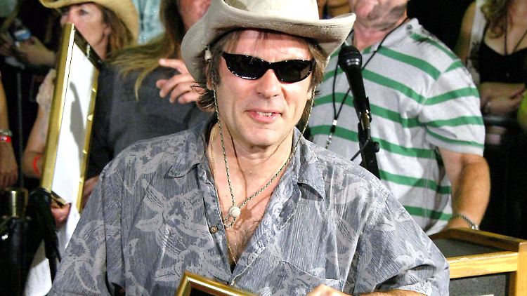 Bruce Dickinson von Iron Maiden hat seine Ehefrau verloren, von der er sich 2018 trennte.