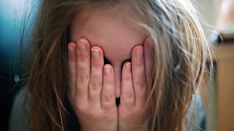 Europaweit geben laut einer WHO-Studie 41 Prozent der Jungen an, dass es ihnen psychisch gut geht, aber nur 33 Prozent der Mädchen. 