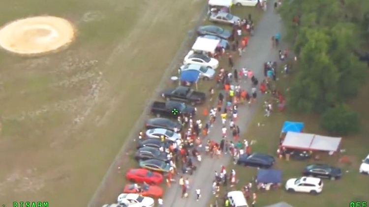 Florida Blockparty Polizei.JPG