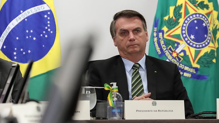 Nur 33 Prozent der Brasilianer finden Bolsonaros Amtsführung "gut" oder "sehr gut".