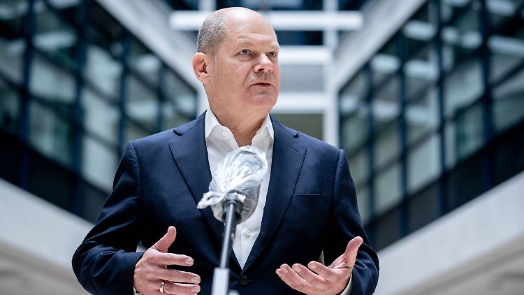Familien hätten es im Moment besonders schwer, sagt Finanzminister Scholz.