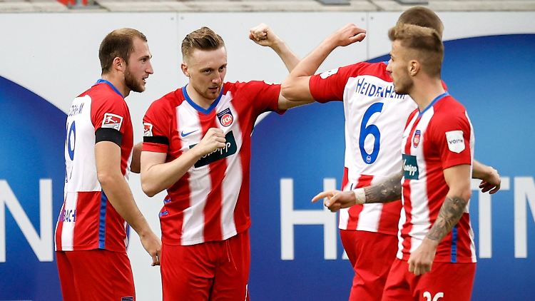 Joker Tobias Mohr sichert Heidenheim den Sieg.
