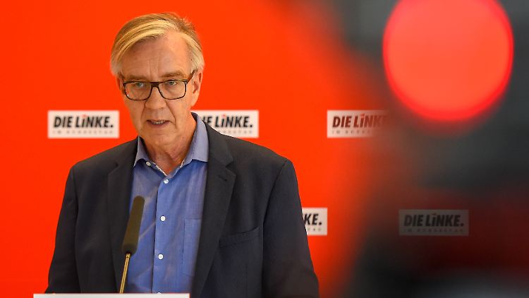 Soziale Spaltung wegen teurer Schnitzel? Zwischen Linksfraktionschef Bartsch und Grünen-Chef Habeck ist ein Streit entbrannt.