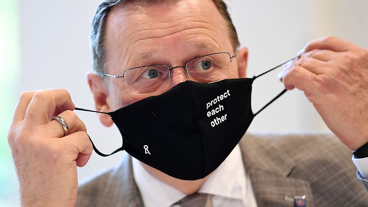 Ein Mund-Nase-Bedeckung werden viele Thüringer ab Anfang Juni nicht mehr brauchen.