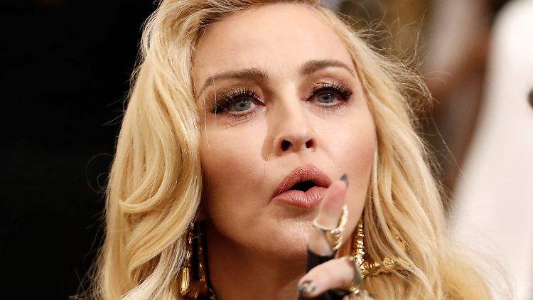 Madonna ist es wichtig, dass ihre Kinder begreifen, warum die Welt gerade in Aufruhr ist.