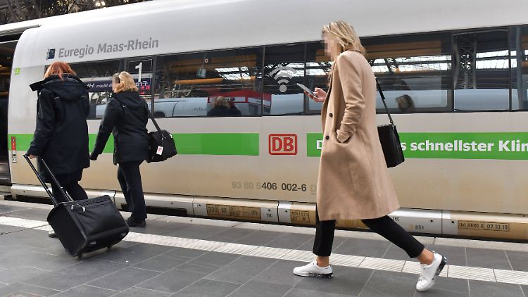Über die App der Bahn kann sich der Kunde über die Belegung seiner gewählten Zugverbindung informieren.