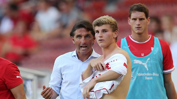 Heute gegeneinander, früher in Stuttgart miteinander: Hertha-Coach Labbadia und Leipzig-Stürmer Werner.