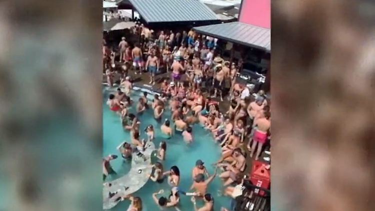 Corona Memorial Day.JPG