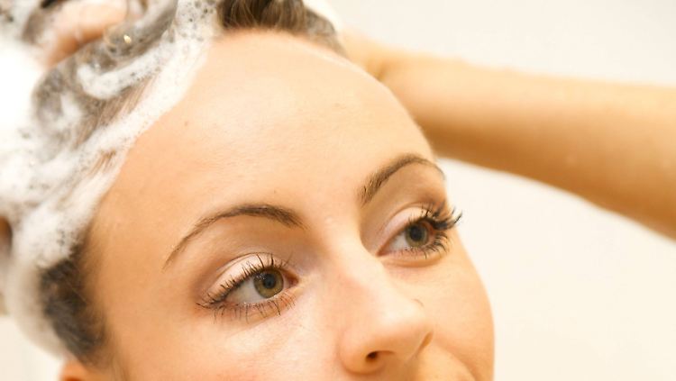 Gute Shampoos bestechen nicht nur durch Optik und Geruch, sondern auch durch Nachhaltigkeit.