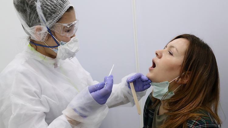 In Deutschland wird derzeit nur rund die Hälfte der Test-Kapazitäten genutzt.