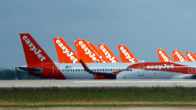 Billigflieger Easyjet wollte eigentlich wachsen - nun muss die Airline schrumpfen.