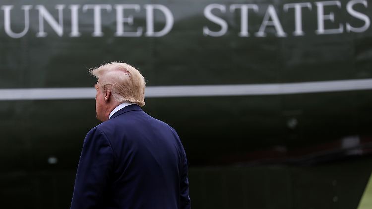 Baustellen gibt es genug für Donald Trump. Doch der Präsident legt sich lieber mit Twitter an. 