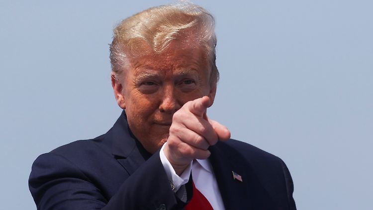 Trump macht Linksextremisten und Schwächlinge unter demokratischen Politikern für die landesweite Gewalteskalation verantwortlich. 