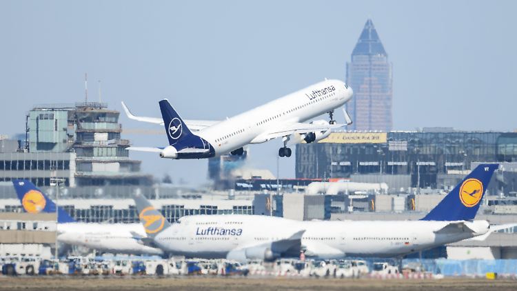 Damit die Lufthansa wieder durchstarten kann, braucht sie das Hilfspaket - und das nimmt nun auch der Aufsichtsrat an.