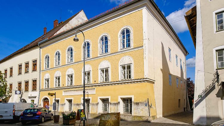 Um dieses Haus in Braunau geht es.