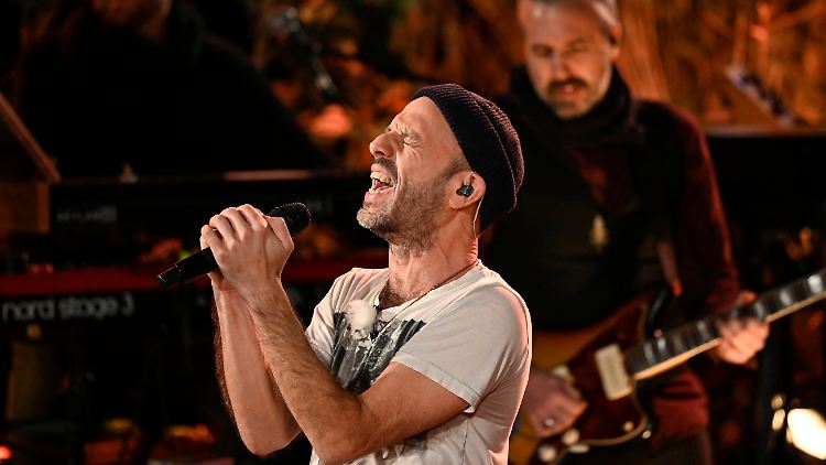 Dieses Mal im Mittelpunkt des musikalischen Geschehens: Selig-Frontmann Jan Plewka und seine Songs.