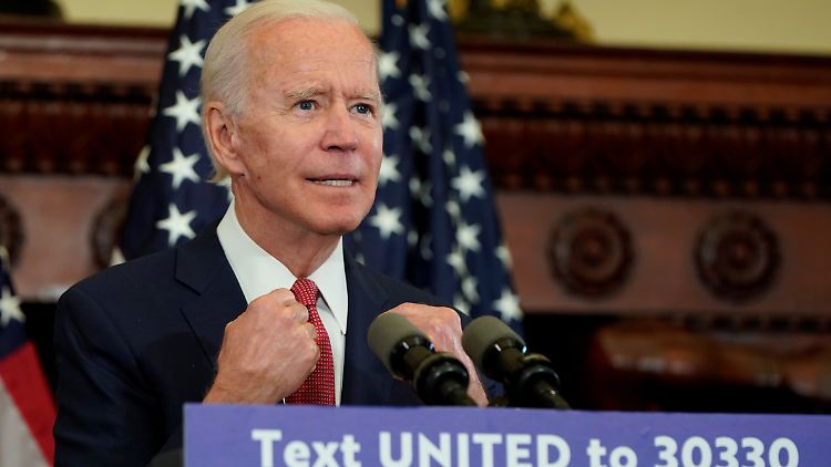 Biden sprach in Philadelphia - wegen der Corona-Pandemie sind solche Auftritte selten.