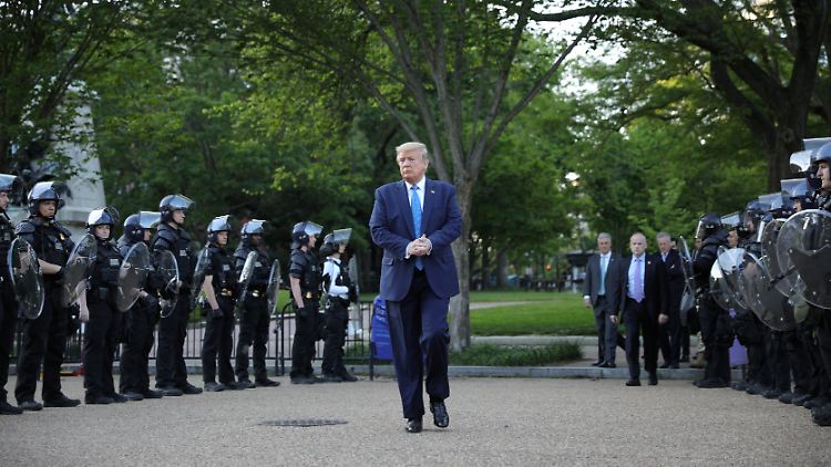 Setzt auf hochgerüstete Einsatzkräfte: Donald Trump.