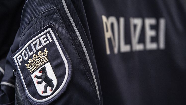 Die Opposition kritisiert, das neue Gesetz stelle Polizeibeamte unter Generalverdacht. 