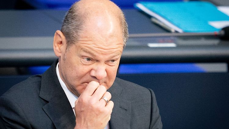 Geht von noch höheren Schulden aus: Bundesfinanzminister Olaf Scholz.