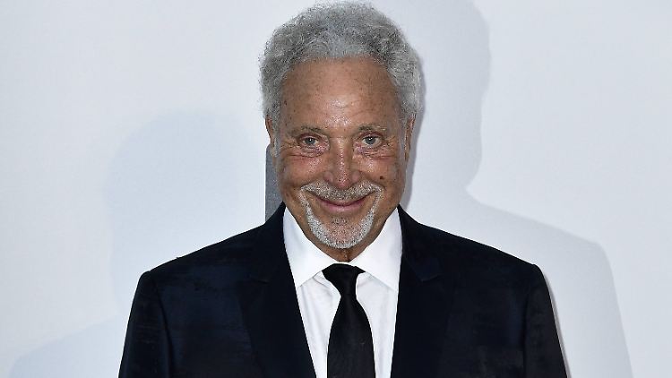 Seit 2016 Witwer: Tom Jones
