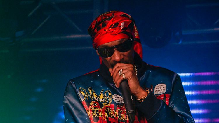 Der Rapper Snoop Dogg war 48 Jahre lang Nichtwähler - das soll sich nun ändern.