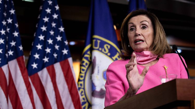 Die Vorsitzende des Repräsentantenhauses, Nancy Pelosi, spricht von einem "Sieg für den Rechtsstaat".