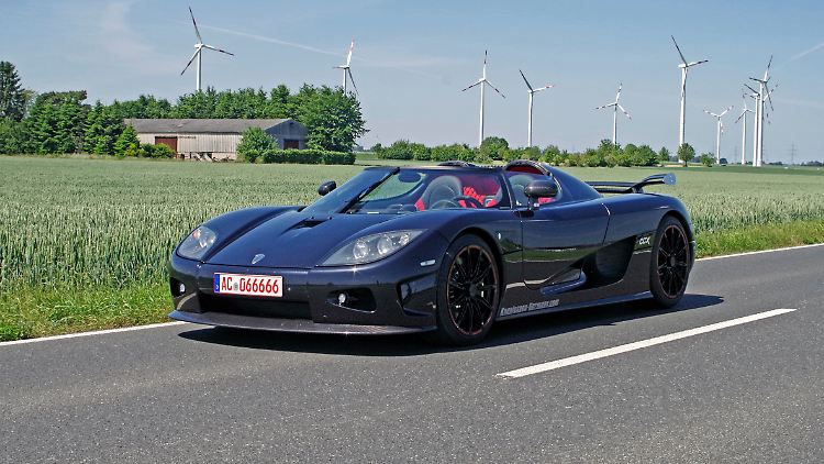 Im Jahr 2006 wurde der Koenigsegg CCX der Öffentlichkeit vorgestellt.
