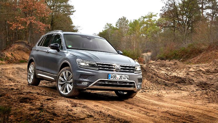 Der VW Tiguan führt in der Statistik die Liste der Geländewagen an.
